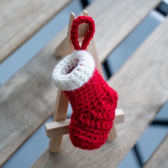 Mini Christmas Ornament - Picture 2 of 3